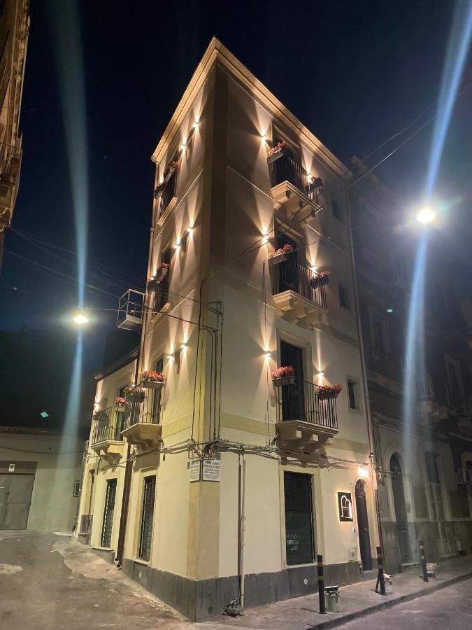 Vicolo San Gaetano -Luxury Rooms- Catania-Fontanarossai nemzetközi repülőtér Kültér fotó
