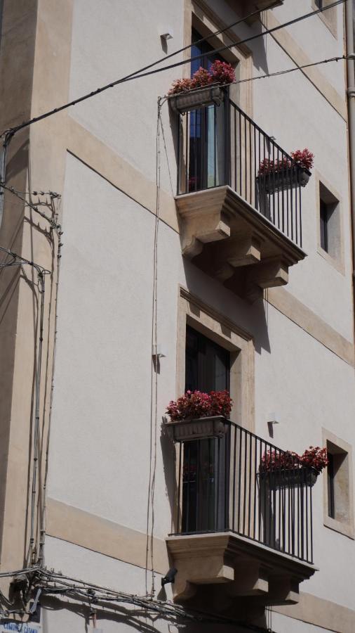 Vicolo San Gaetano -Luxury Rooms- Catania-Fontanarossai nemzetközi repülőtér Kültér fotó
