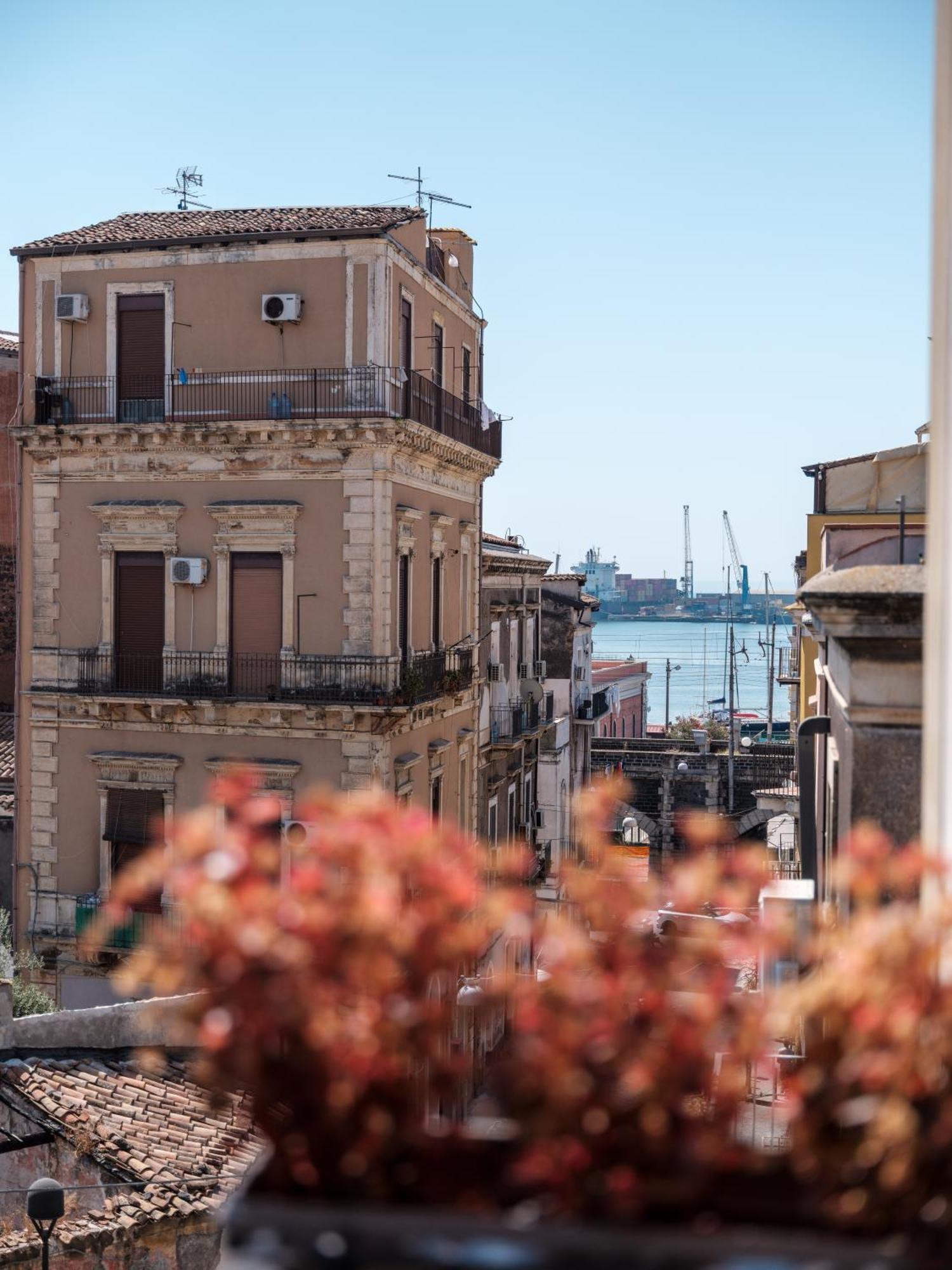 Vicolo San Gaetano -Luxury Rooms- Catania-Fontanarossai nemzetközi repülőtér Kültér fotó